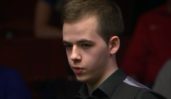 被小侬掘地 被小侬掘地